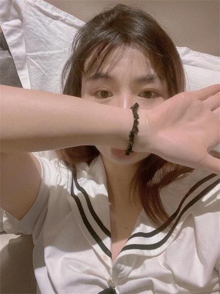 花式钙奶妹子