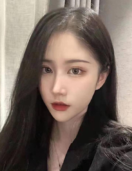 分享个服务系美女