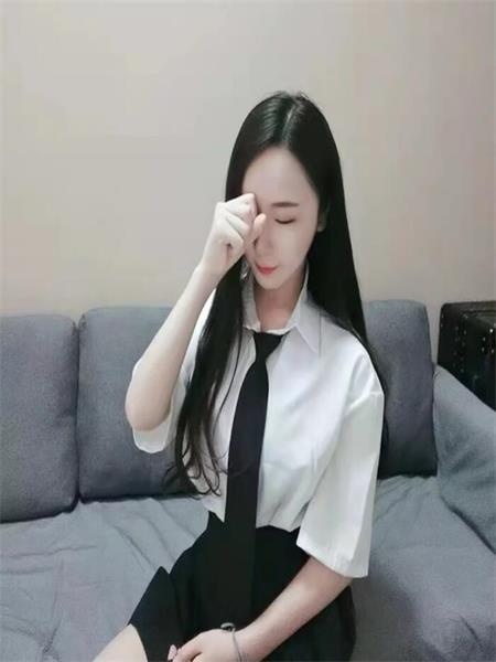 黑丝小妹小果儿