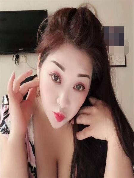 大波骚货珊珊
