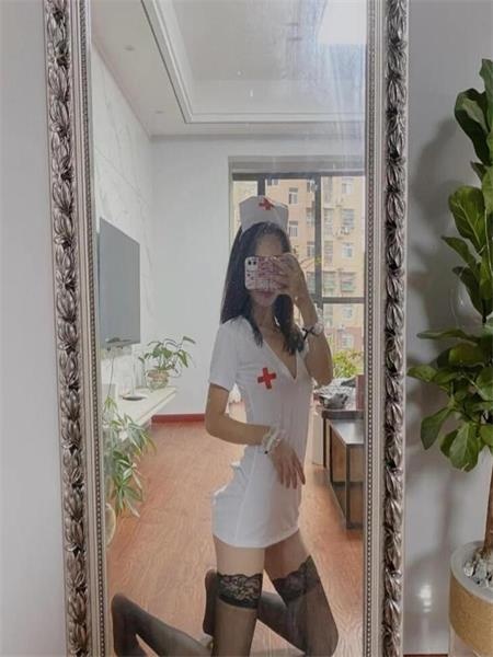 东城制服小姐姐
