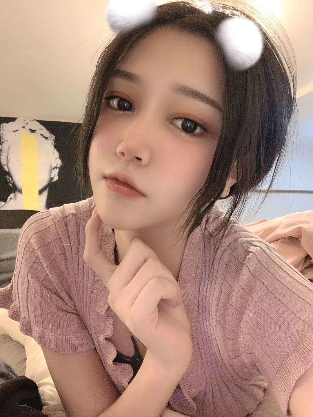 极品骚妹子，逼紧水多