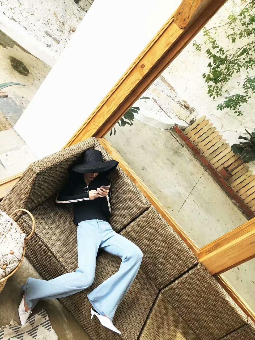 女神级颜值，外纯内媚