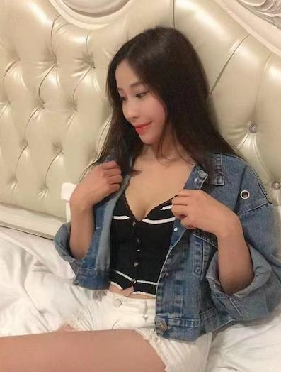 宝安区很纯很骚的美女