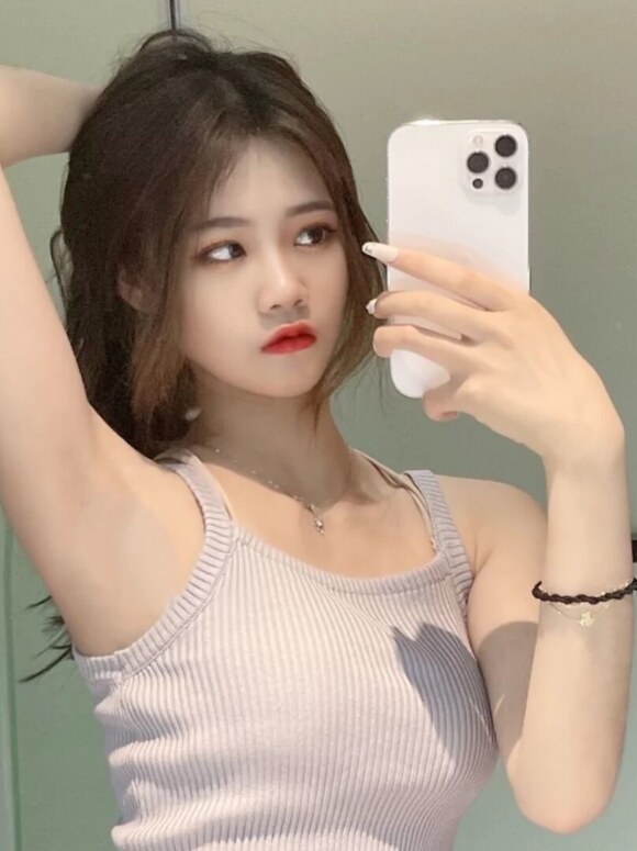 漂亮的大胸妹妹