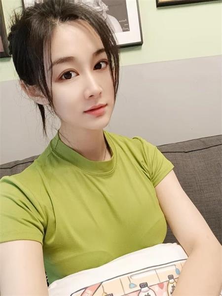 天河舞蹈老师妞妞