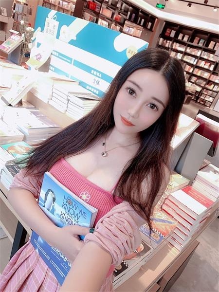 健身房妹子