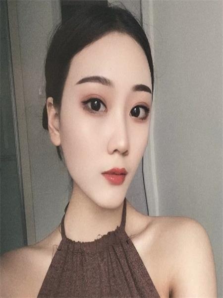 小嫩妹绮绮