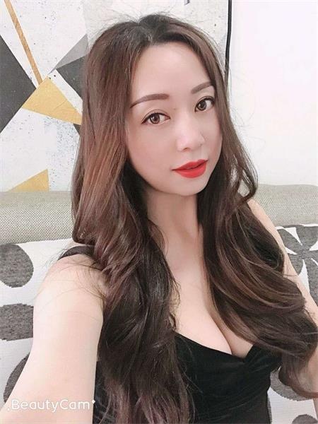 文艺小少妇
