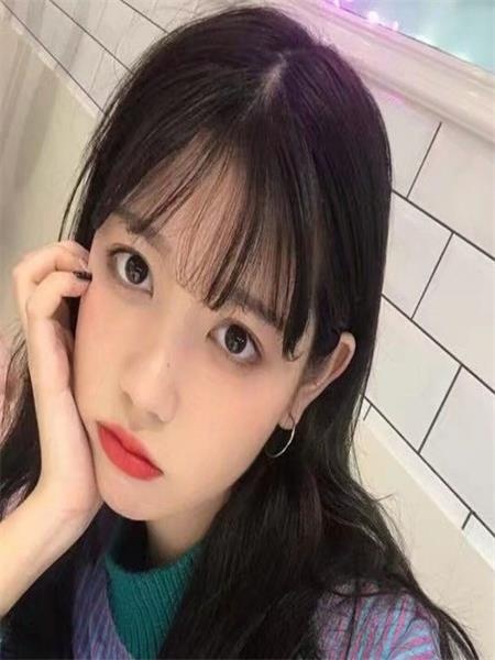 雪白的奶子，水还多