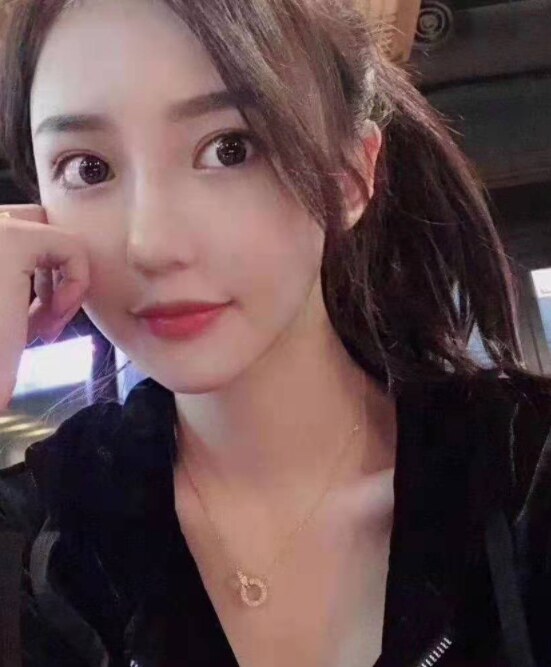 性感长腿美女甜甜