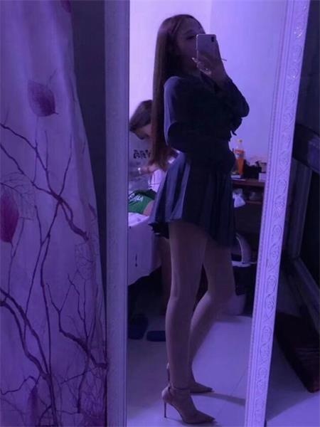 炮打美女心柔