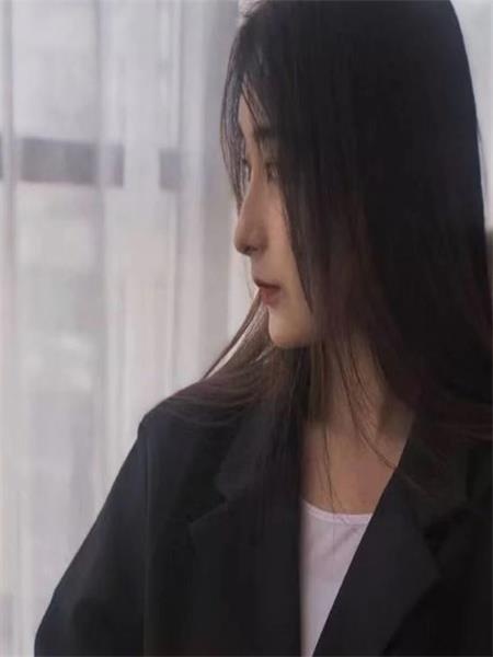 御姐琪琪