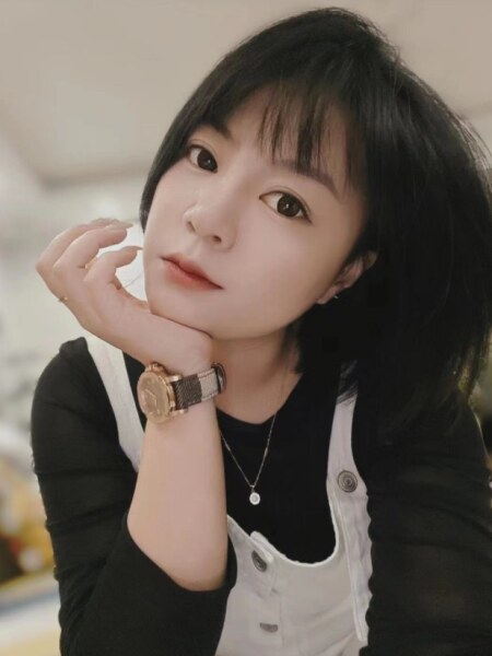 哈尔滨甜美妹子