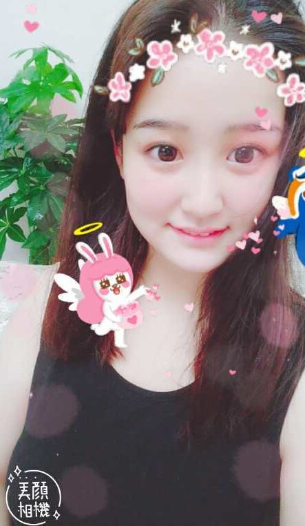 二十来岁高颜值兼职妹子俩字漂亮