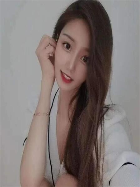温柔贤淑的小邻家