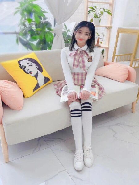 02年的小甜甜
