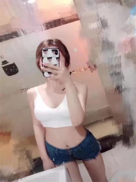 江宁大学城小莉