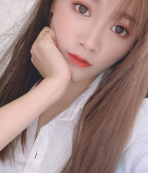 热情开放的美女，服务包你满意