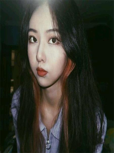 98年年轻小妹阿梦