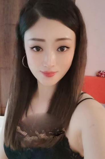 来自哈尔滨的美女冷冰儿