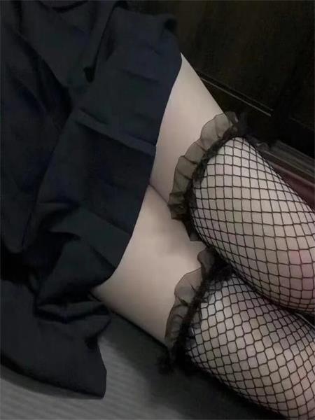 可以玩一年的黑丝长腿