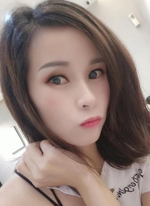 小榄东风苗条白虎靓女