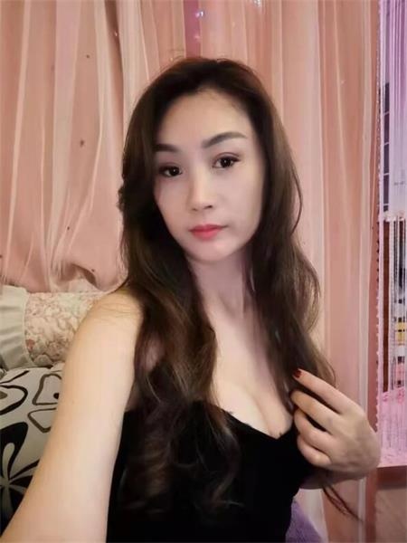 大长腿美女