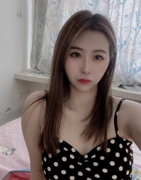 颜值美女小婉