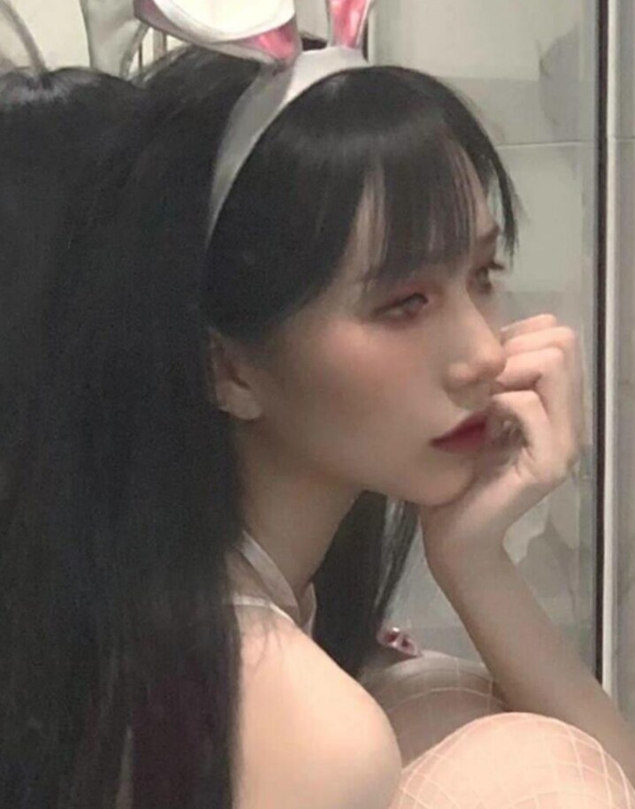 胸很大的妹子