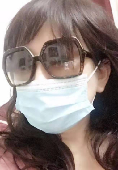 大胸妹子彩云飞