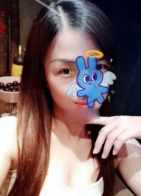 来自福建的妹子依一