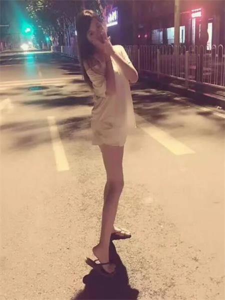 用腿让你出水，各种丝袜