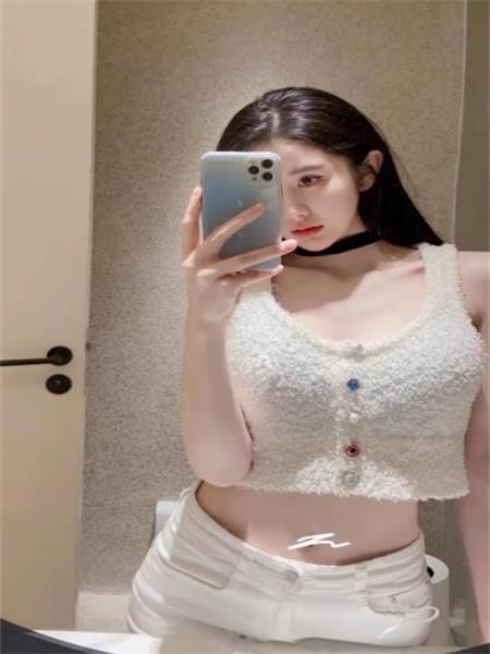感觉非常好的一个妹子