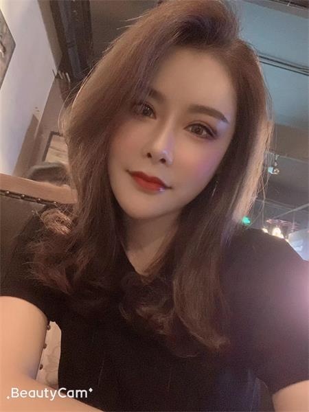  极品美女一次风流