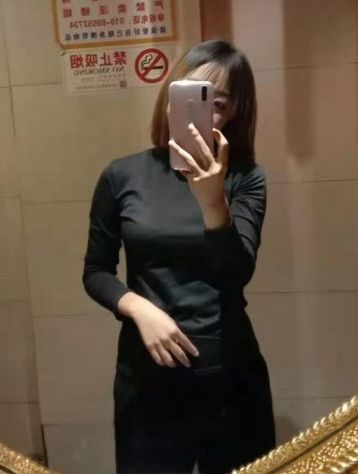 叫声很骚的妹子