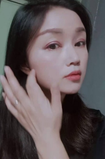 性价比极高的川妹子
