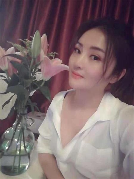制服妹漂亮身材好