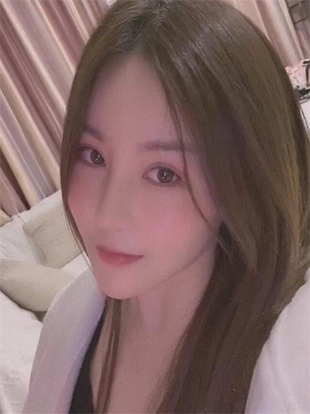 松江妖儿身材很火辣