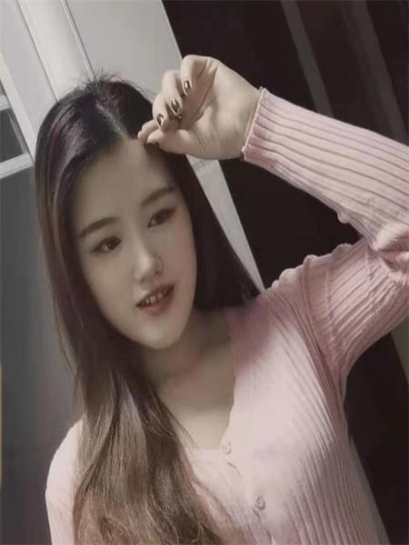 分享个大胸丝丝
