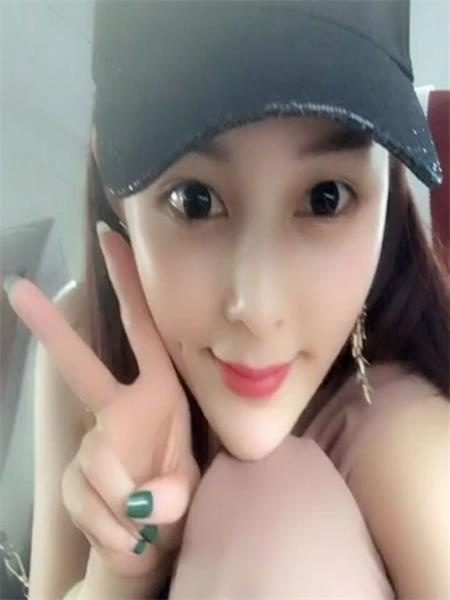 一个玩到极致的骚妹