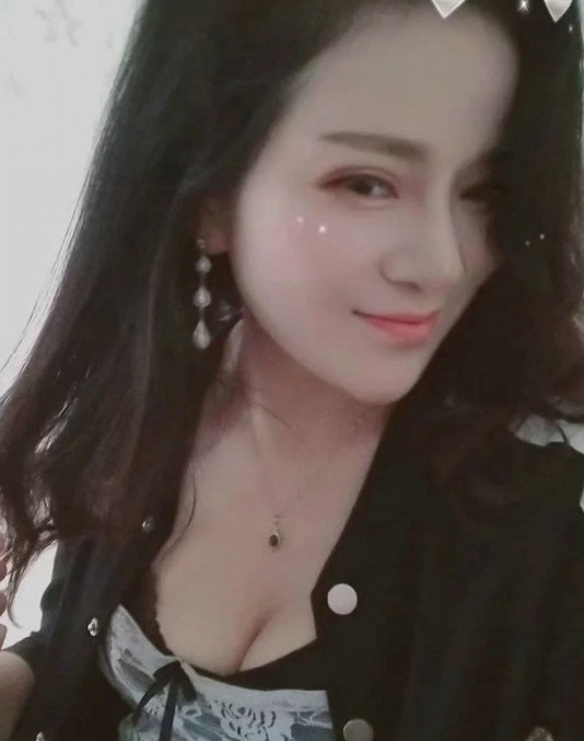性价比不错的SPA美女 