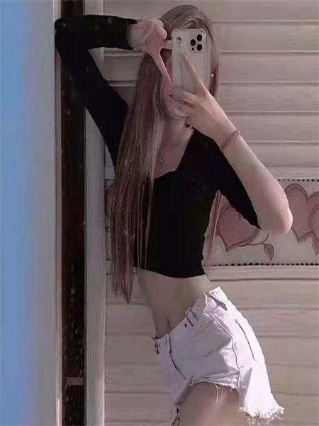 特别好看的萌萌