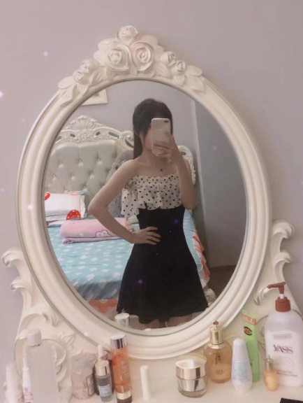 德思勤带房妹子