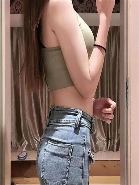 清纯妹妹雪儿