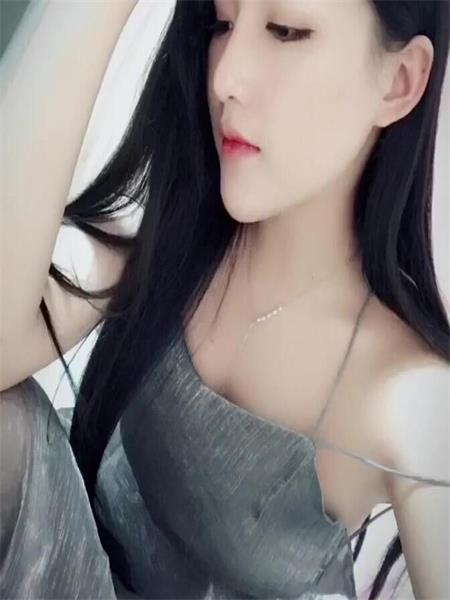 大胸小嫩嫩