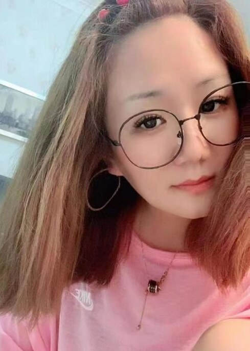 技术超赞的服务型少妇