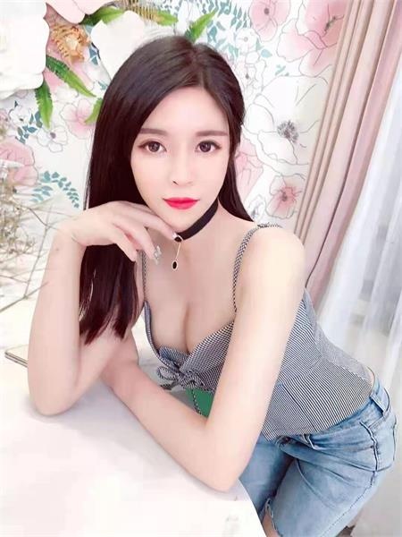 性感高挑美女爽爆了