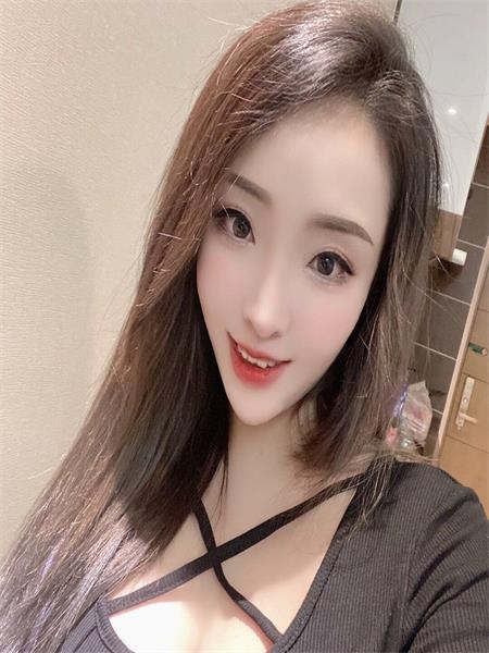 人美逼水多，玩得开