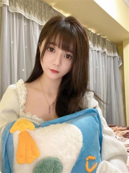 娇小梦梦